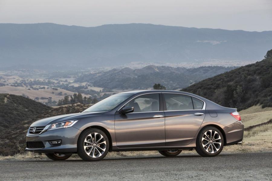  Honda Accord Sport Sedan 2013 года  (фото 61 из 147)